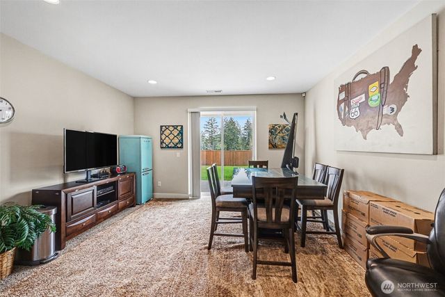 9779 Prospect Place, Gig Harbor, WA 98332