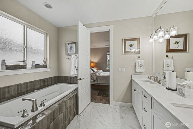 9779 Prospect Place, Gig Harbor, WA 98332