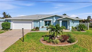 4433 SE 8th PL, Cape Coral, FL 33904