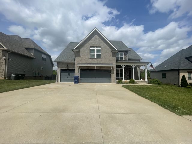 325 Piedmont Pl, Clarksville, TN 37043