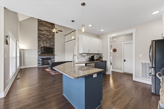 325 Piedmont Pl, Clarksville, TN 37043