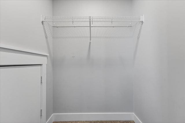 325 Piedmont Pl, Clarksville, TN 37043