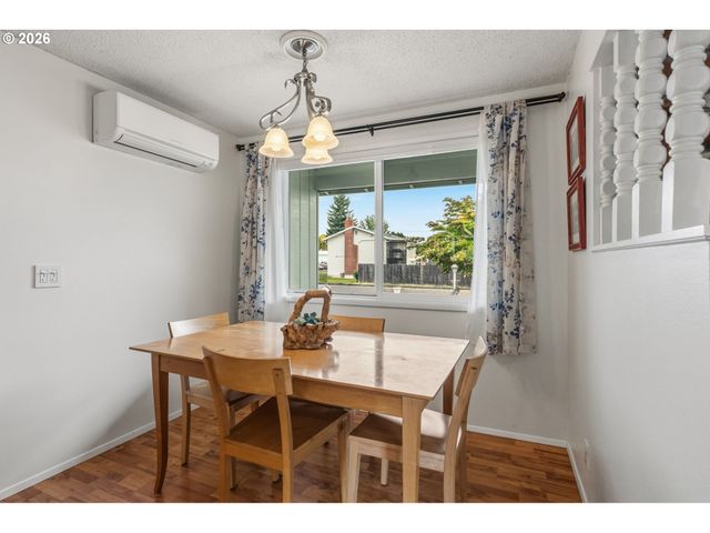 532 WARRINGTON Ave, Eugene, OR 97404