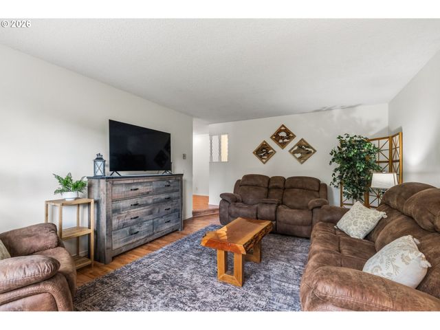 532 WARRINGTON Ave, Eugene, OR 97404