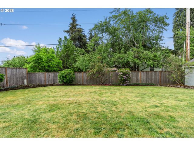 532 WARRINGTON Ave, Eugene, OR 97404