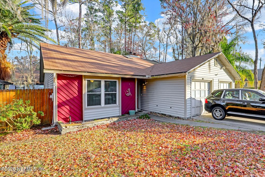 531 LORING Avenue, Orange Park, FL 32073