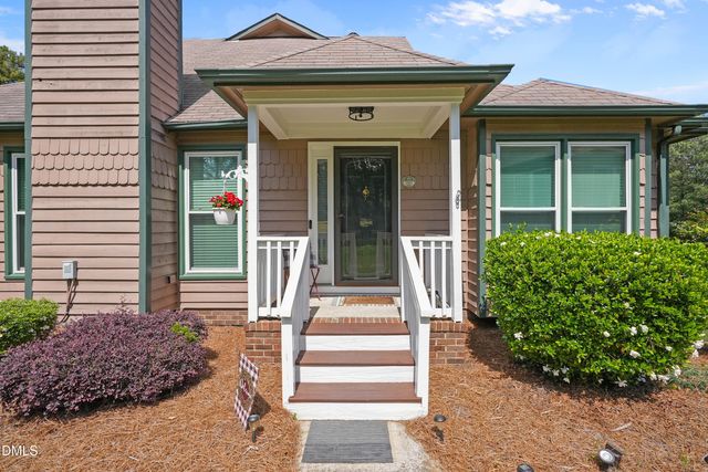 2032 Willow Hill Lane, Clayton, NC 27520