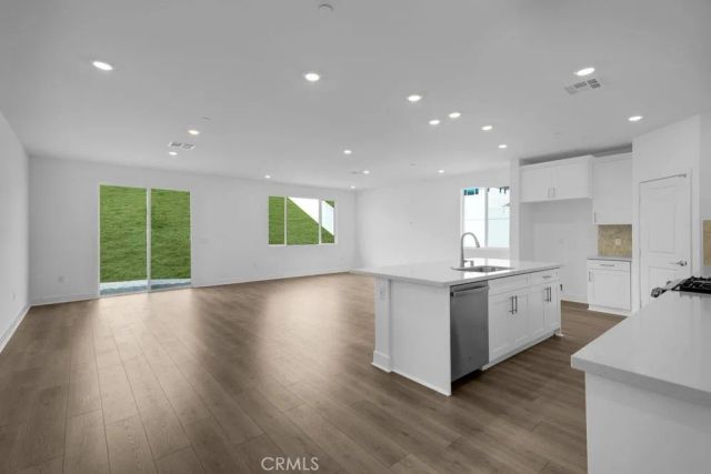 33314 Celadon Avenue, French Valley, CA 92695