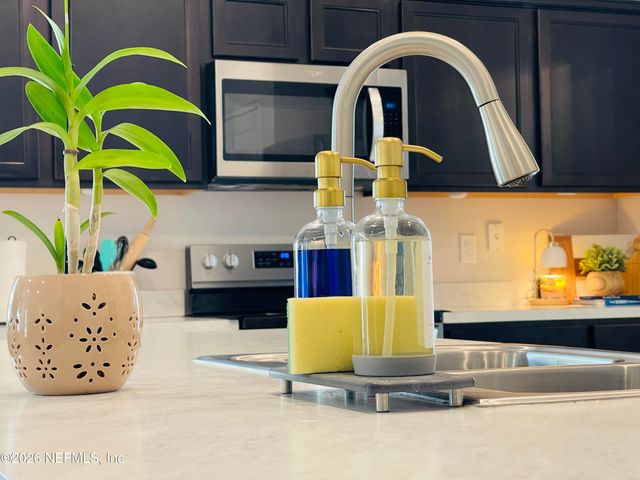 7865 WYOMING Street, Jacksonville, FL 32220