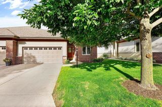 22 Windswept Way, Fitchburg, WI 53719