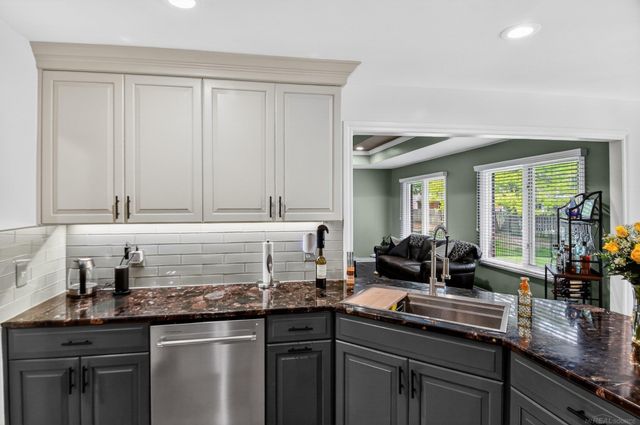 53226 Williams Way, Shelby Twp, MI 48316
