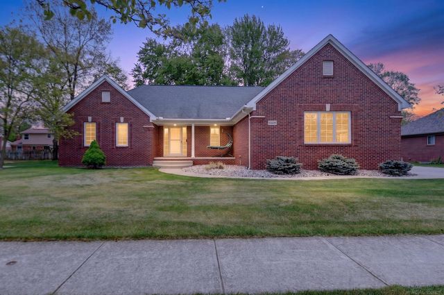 53226 Williams Way, Shelby Twp, MI 48316