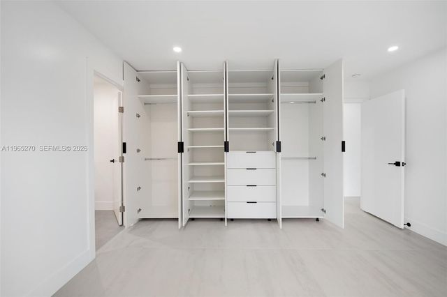 3668 SW 26th St 0, Miami, FL 33133