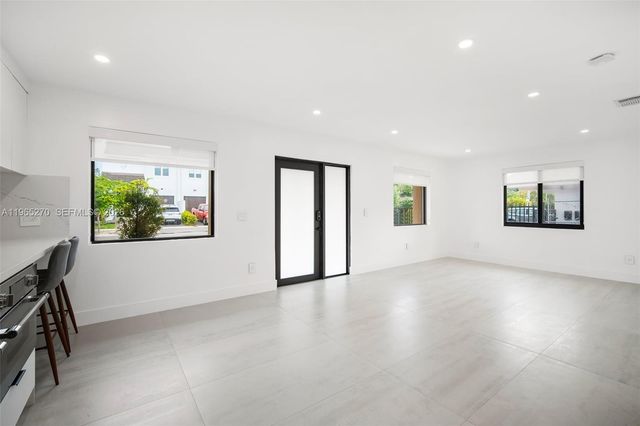 3668 SW 26th St 0, Miami, FL 33133