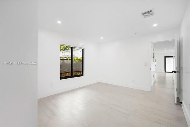 3668 SW 26th St 0, Miami, FL 33133