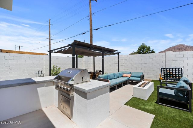 4546 E CAMPBELL Avenue, Phoenix, AZ 85018