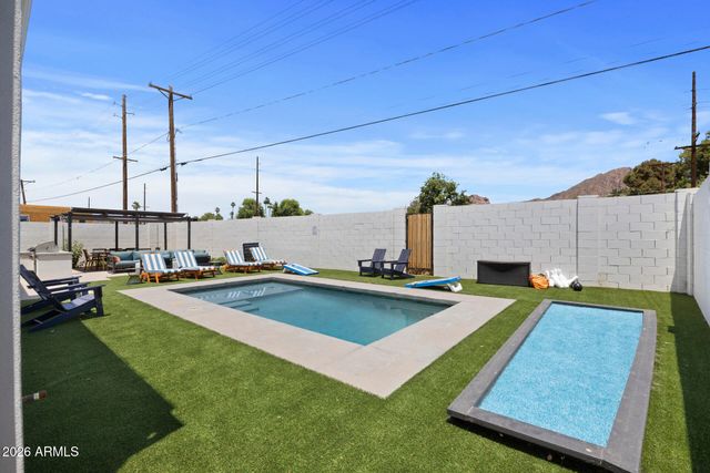 4546 E CAMPBELL Avenue, Phoenix, AZ 85018