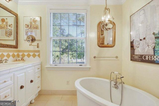 4860 Forsyth Road, Macon, GA 31210