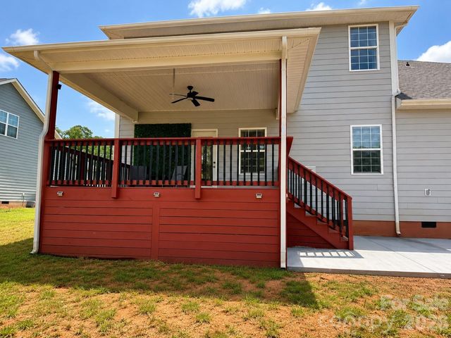 11732 Glenwood Drive, Locust, NC 28097