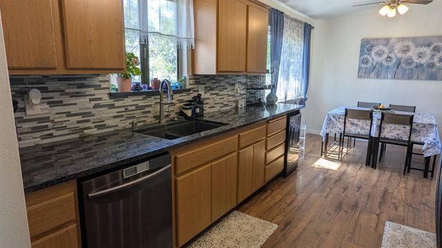 6949 Eric Ln, Wheatland, CA 95692