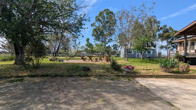 6949 Eric Ln, Wheatland, CA 95692