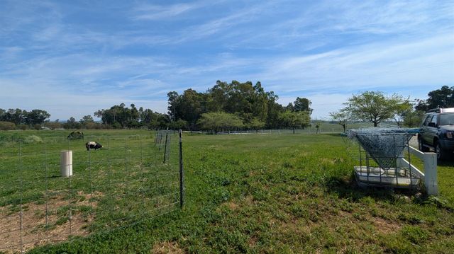 6949 Eric Ln, Wheatland, CA 95692