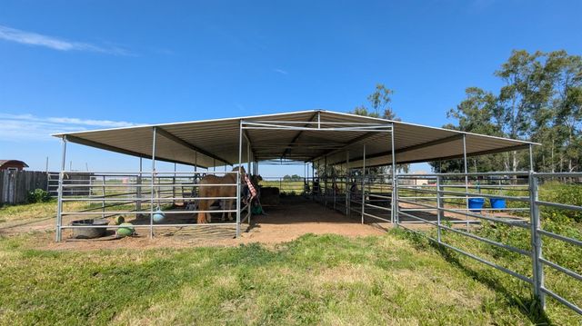 6949 Eric Ln, Wheatland, CA 95692