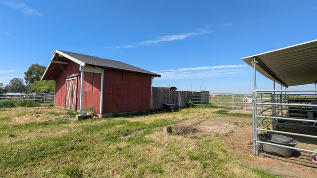 6949 Eric Ln, Wheatland, CA 95692