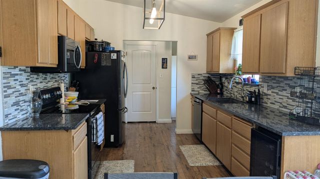 6949 Eric Ln, Wheatland, CA 95692