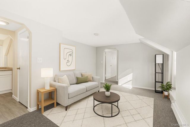 174 Mills Pond Road 2D, Saint James, NY 11780