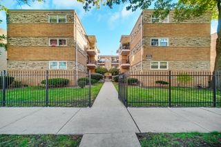 4337 N Kedvale Avenue 206, Chicago, IL 60641