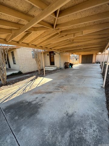 13544 S IH 35, Von Ormy, TX 78073