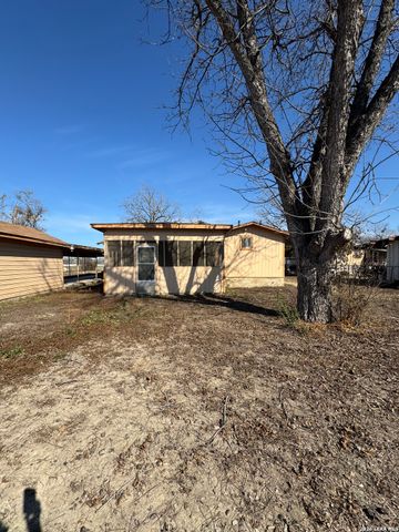 13544 S IH 35, Von Ormy, TX 78073