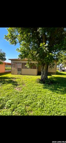 13544 S IH 35, Von Ormy, TX 78073