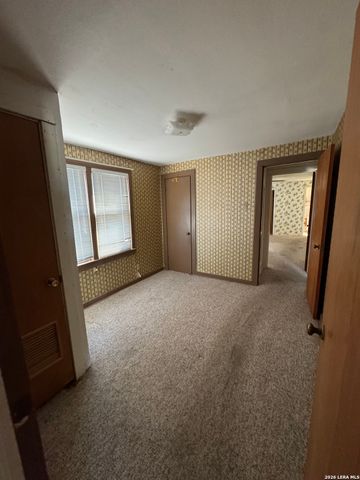 13544 S IH 35, Von Ormy, TX 78073