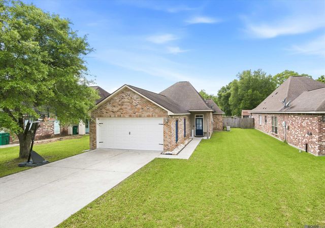 33637 Browning Rd, Denham Springs, LA 70706