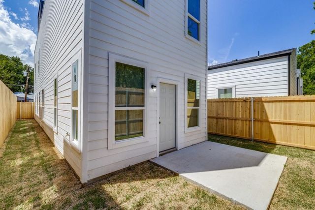 2214 Dyson Street, Dallas, TX 75215
