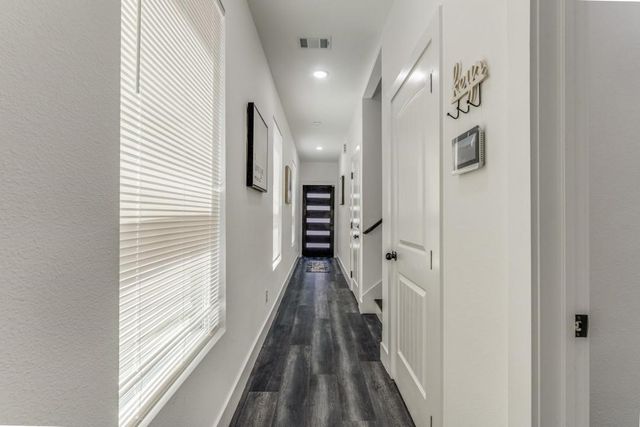 2214 Dyson Street, Dallas, TX 75215