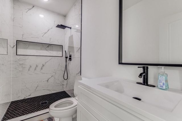 2214 Dyson Street, Dallas, TX 75215
