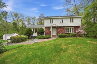 43 Greatstone Drive, Merrimack, NH 03054