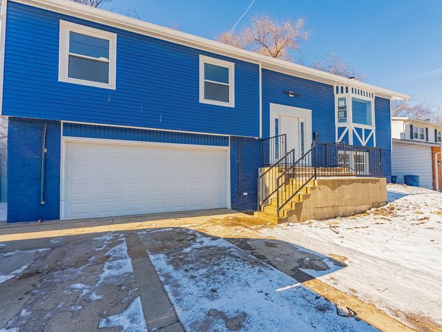 1116 S Busse Road, Mount Prospect, IL 60056