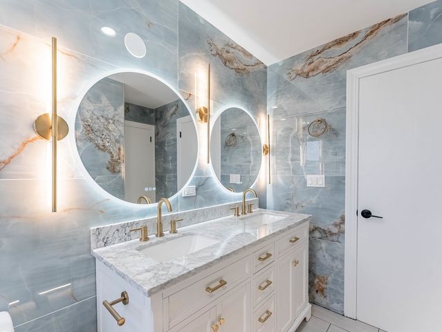 1116 S Busse Road, Mount Prospect, IL 60056