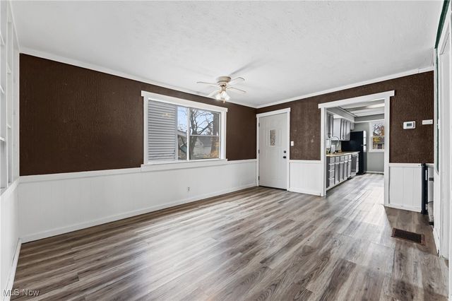 286 Alhambra Way, Akron, OH 44302