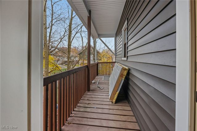 286 Alhambra Way, Akron, OH 44302