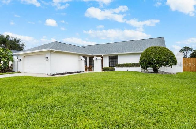 14014 MIDDLETON WAY, Tampa, FL 33624