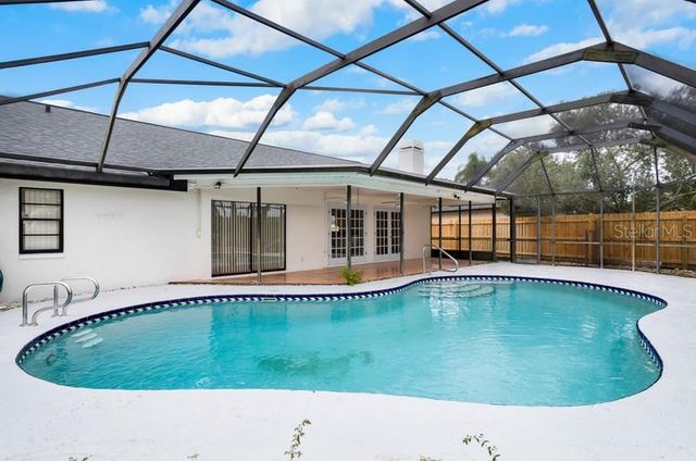14014 MIDDLETON WAY, Tampa, FL 33624