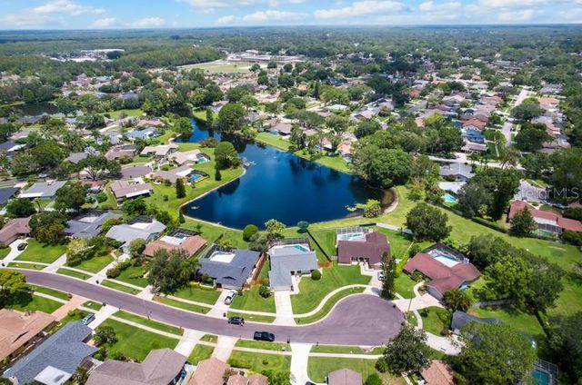 14014 MIDDLETON WAY, Tampa, FL 33624