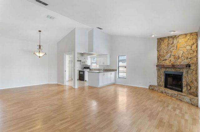 14014 MIDDLETON WAY, Tampa, FL 33624