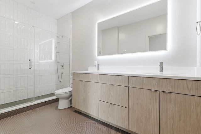 85 Myrtle St 106, Quincy, MA 02171