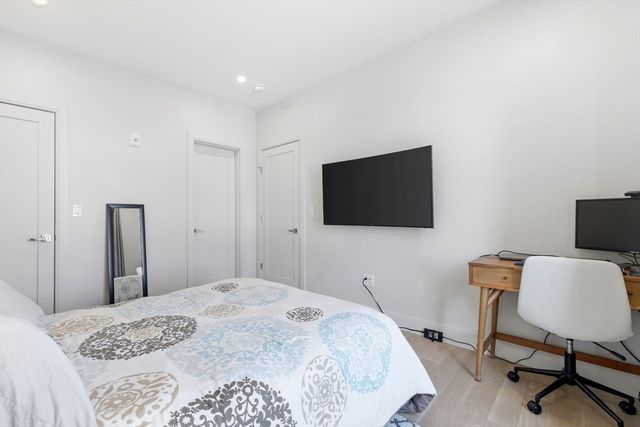 85 Myrtle St 106, Quincy, MA 02171